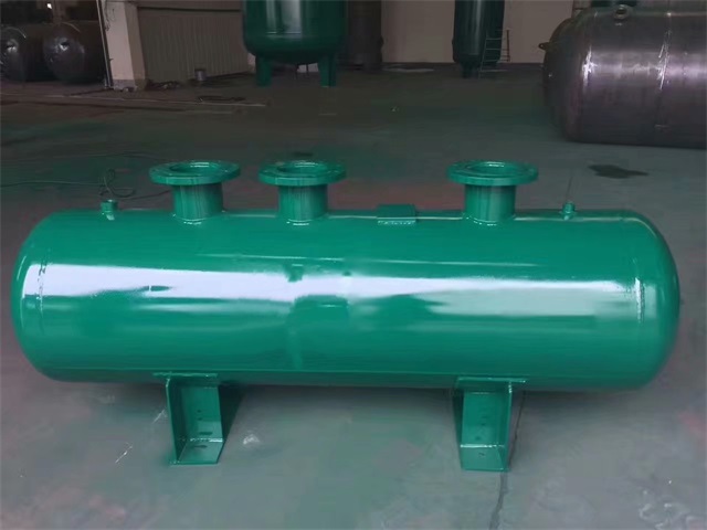 宁都宁都宁都蒸汽分气缸